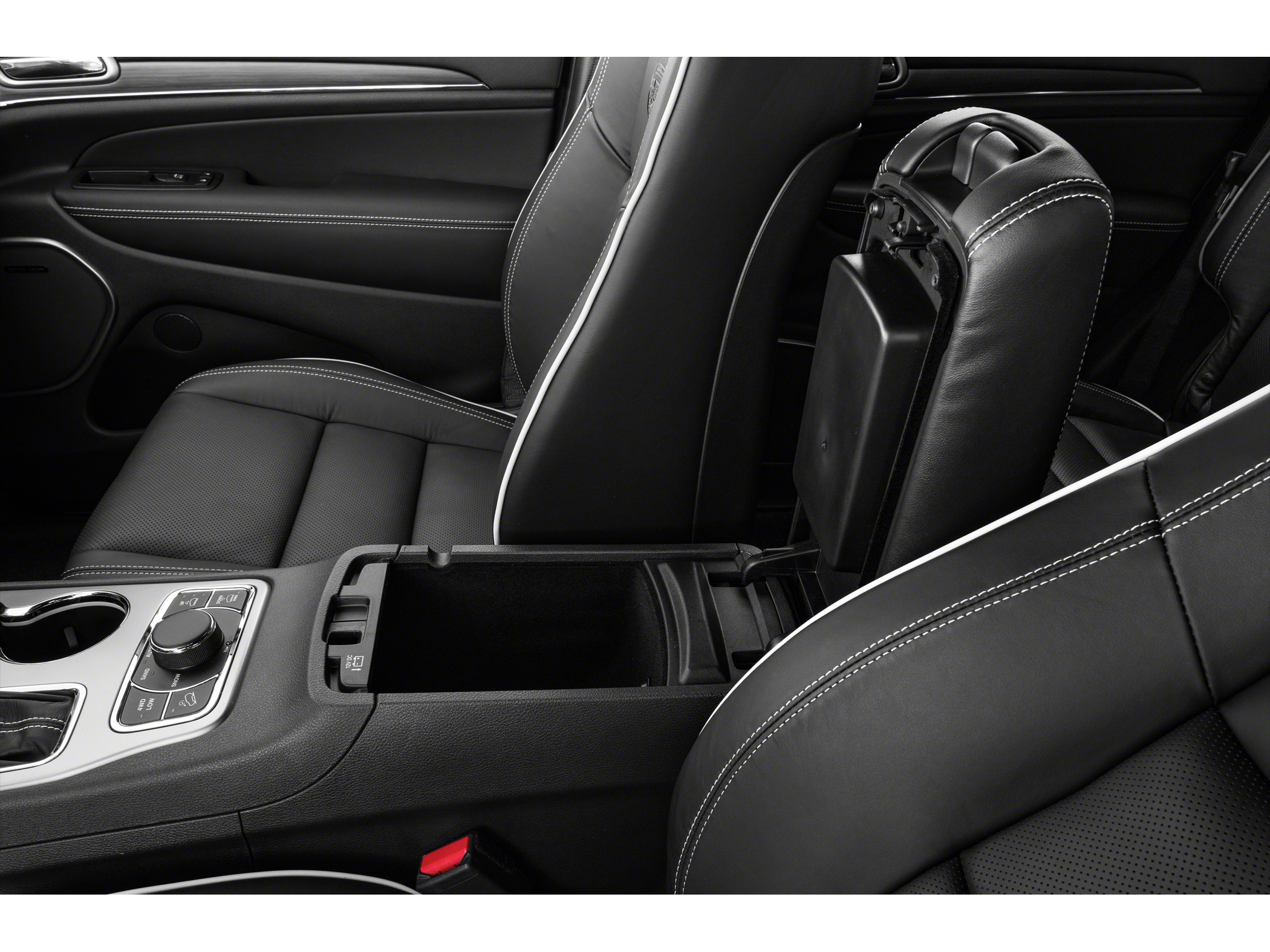 Vehicle image 7 of 12