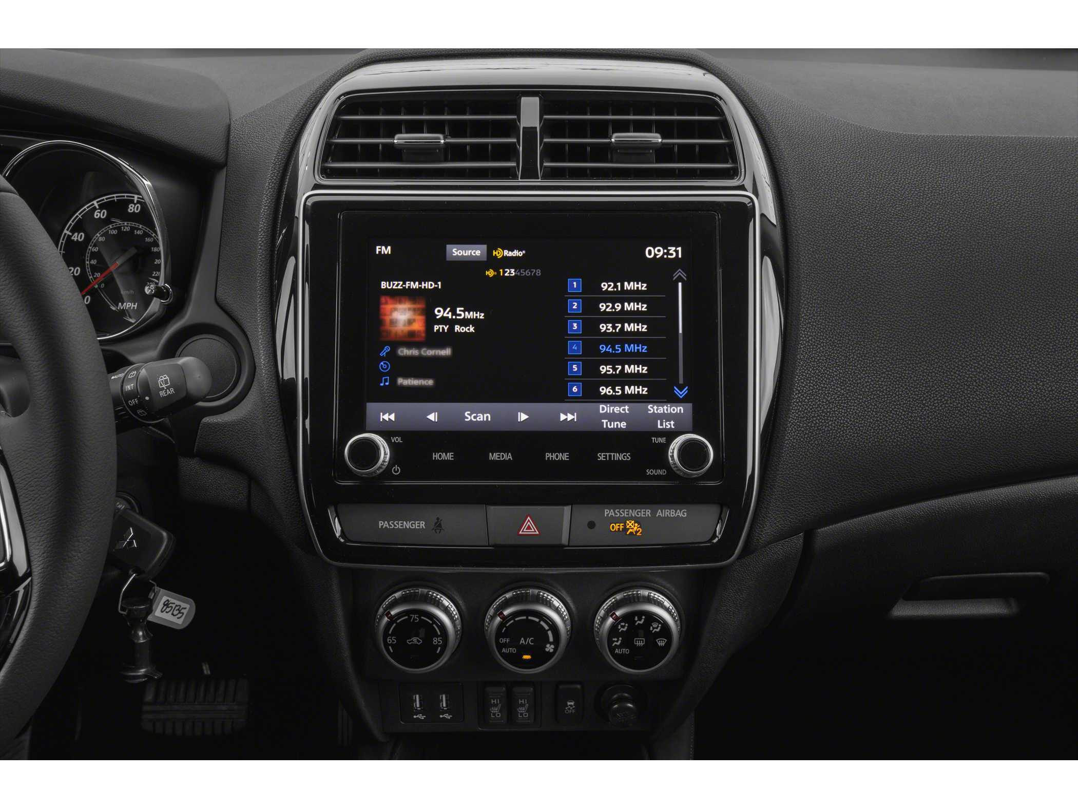 Vehicle image 5 of 11