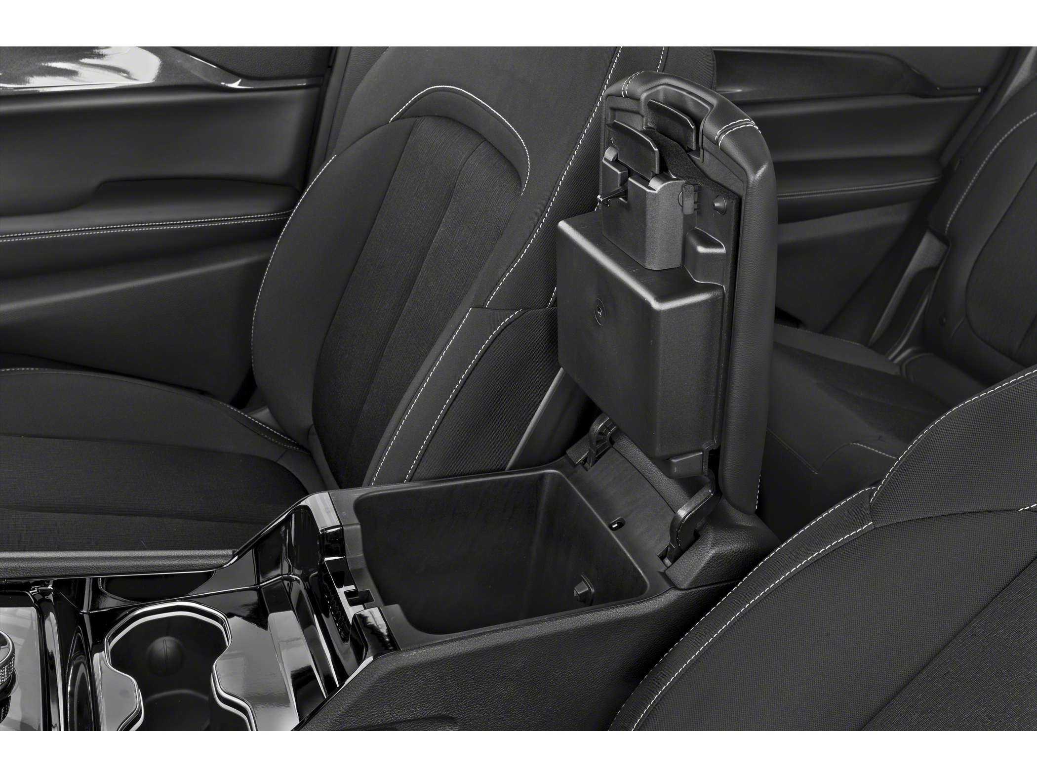 Vehicle image 7 of 11