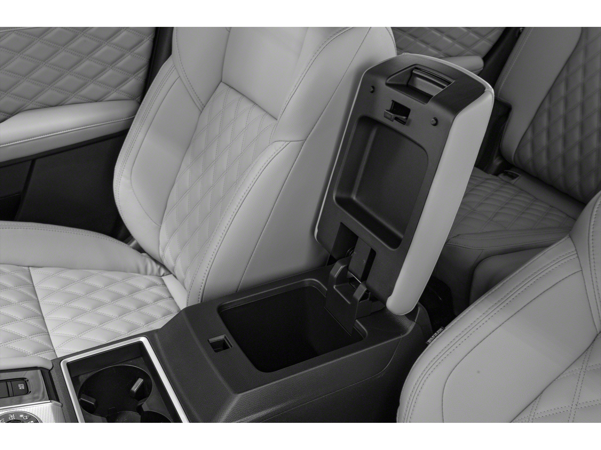 Vehicle image 7 of 11