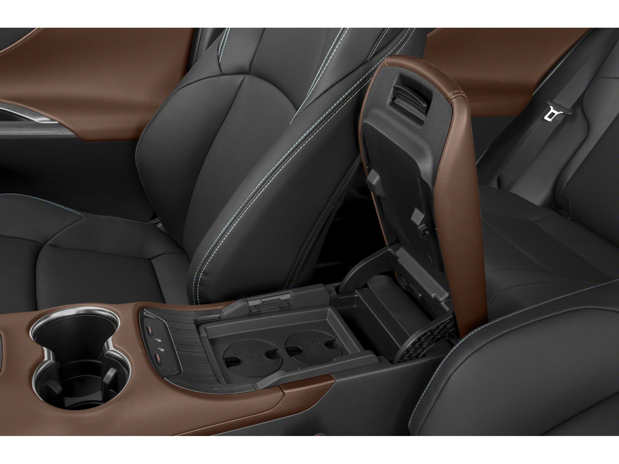 2024 Toyota Venza XLE Image 7 of 11