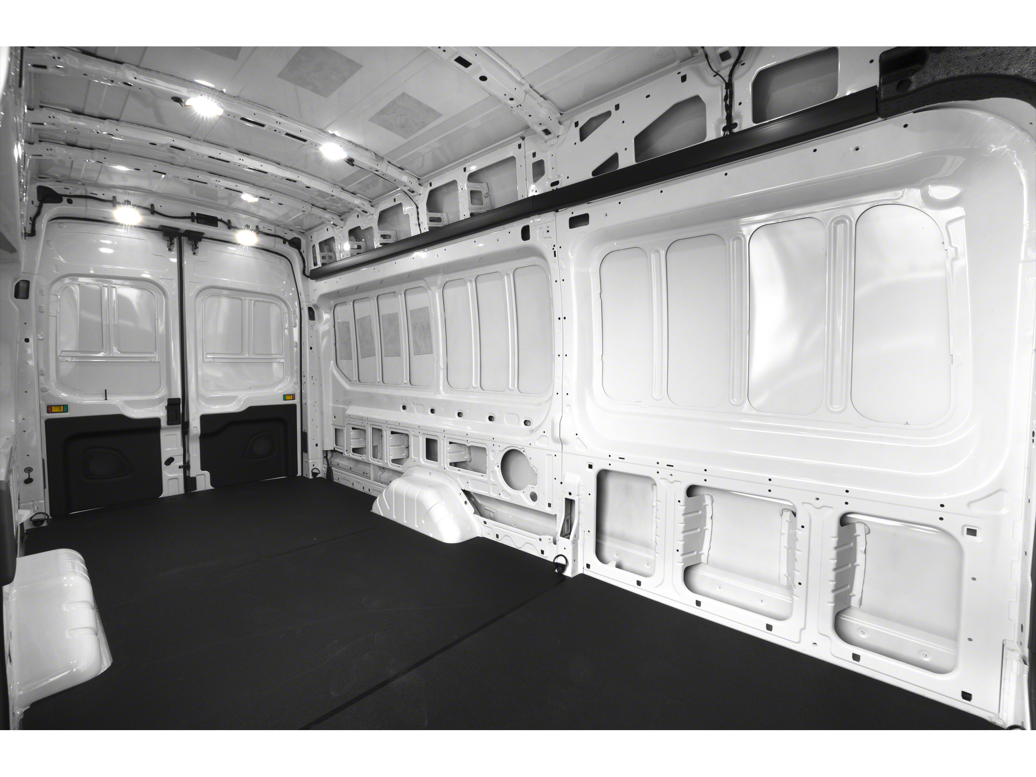Vehicle image 8 of 10