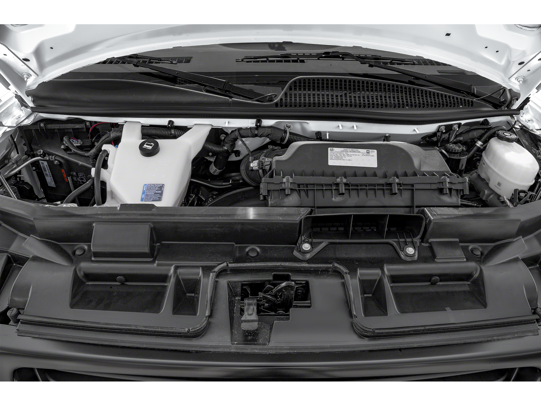 2025 GMC Savana Base Image 10 of 10