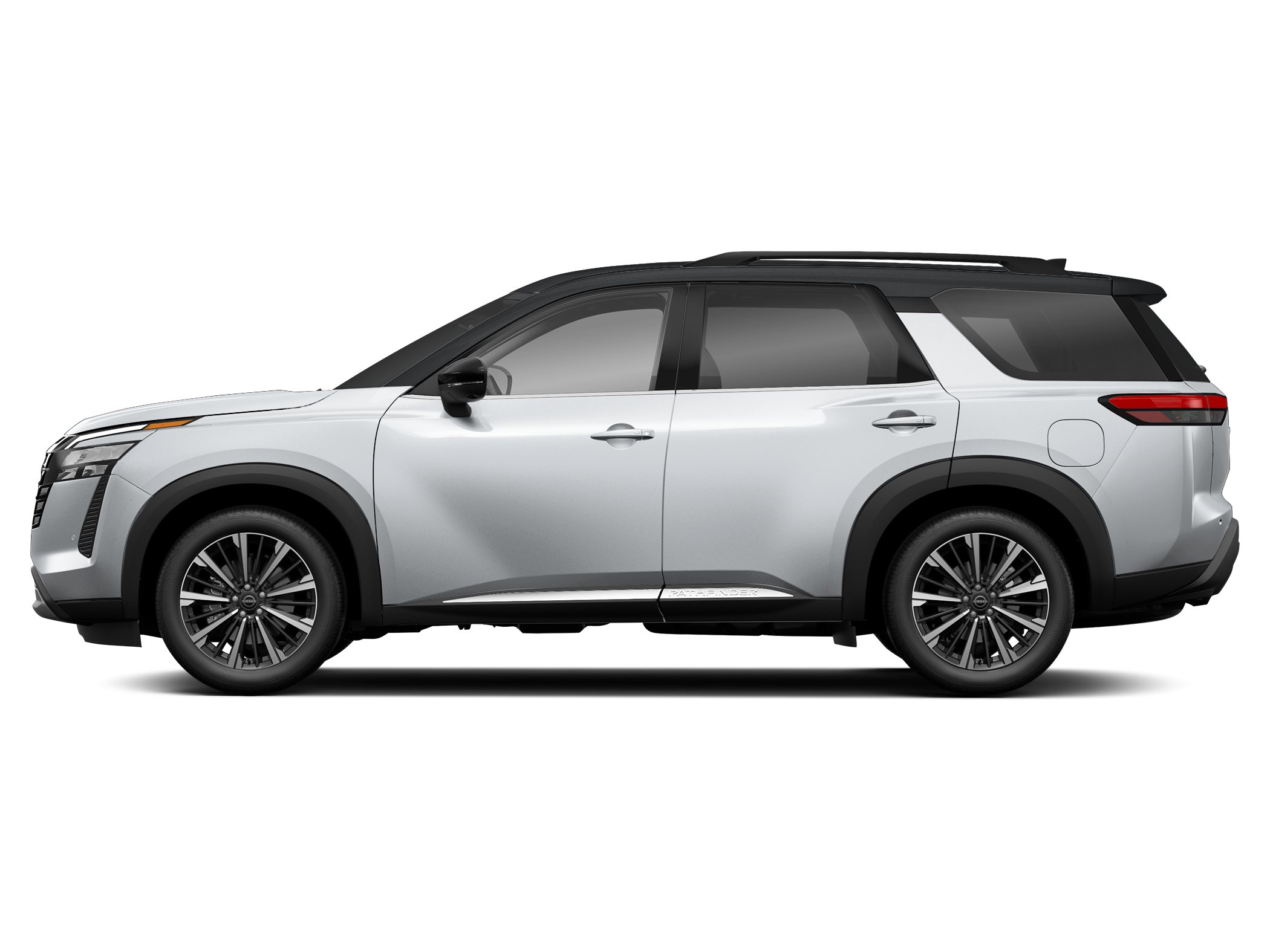 2026 Nissan Pathfinder Platinum Image 2 of 11