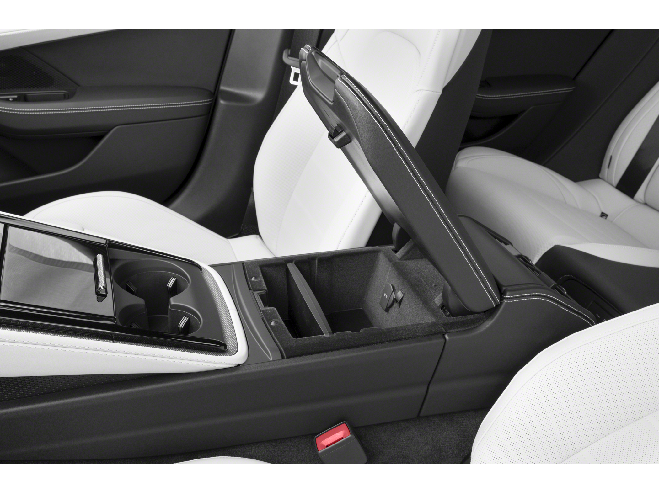 2026 Porsche Panamera 4 Image 7 of 11