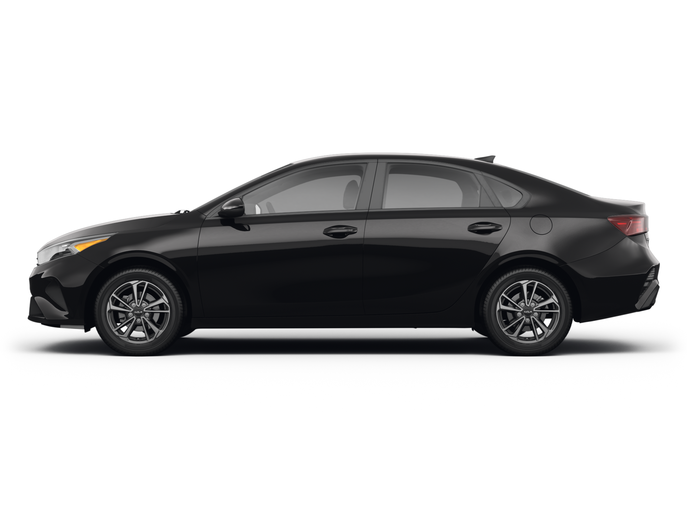 2023 Kia Forte LXS Image 2 of 11