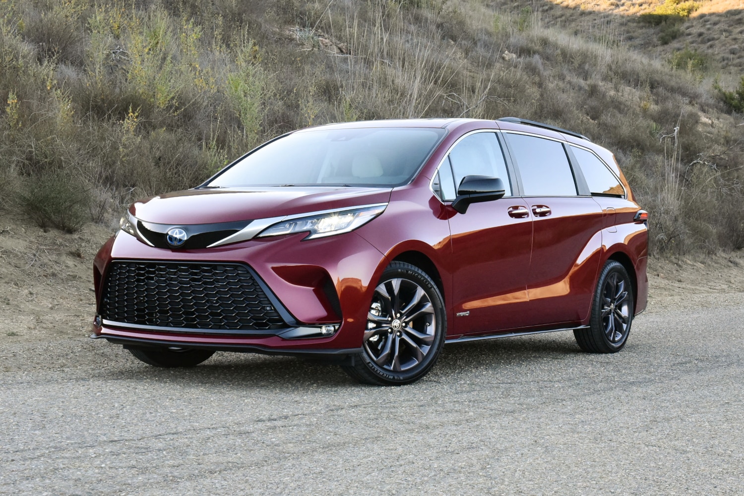 2021 Toyota Sienna Review: Democratizing Fuel Efficiency for Families