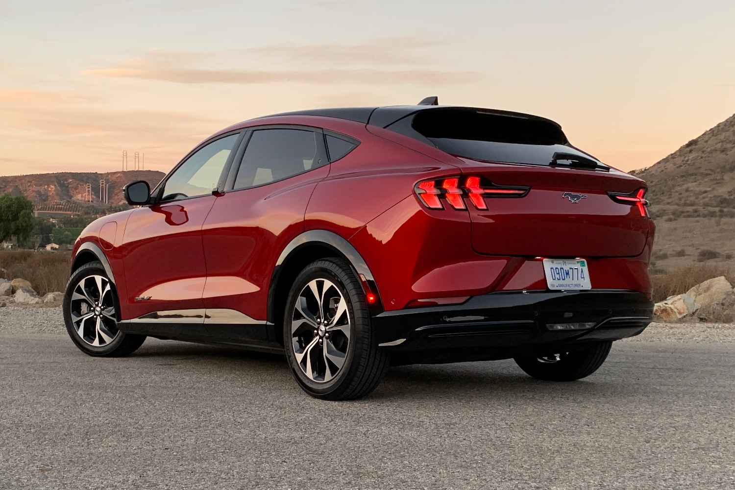 2022 Ford Mustang Mach-E Premium Red