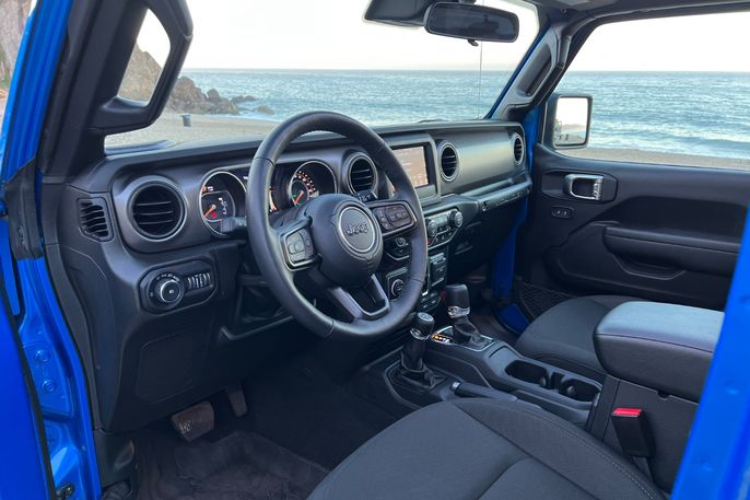2022 Jeep Wrangler Review and Test Drive | Capital One Auto Navigator