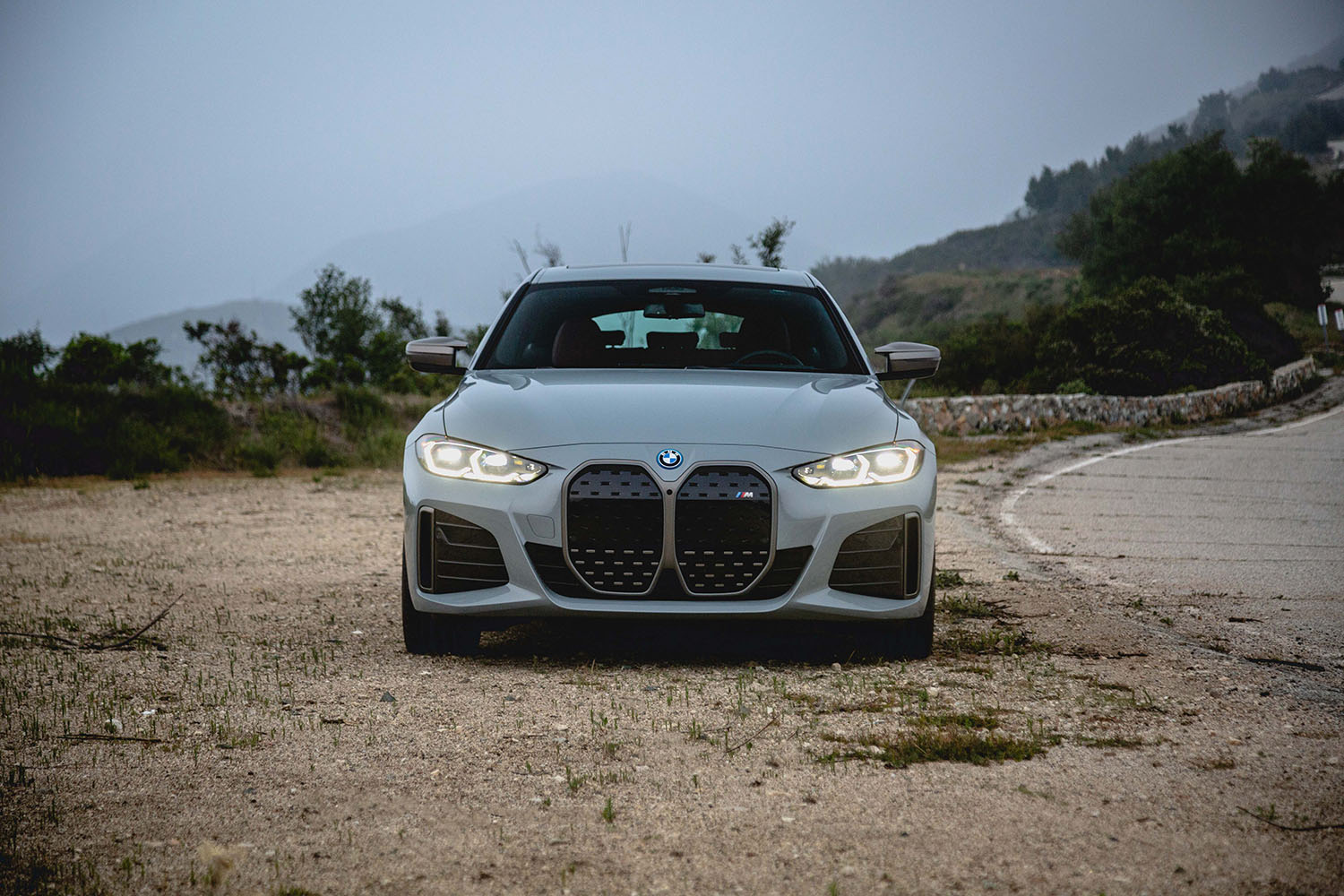 2022 BMW i4 M50 front, oversized kidney grille, face