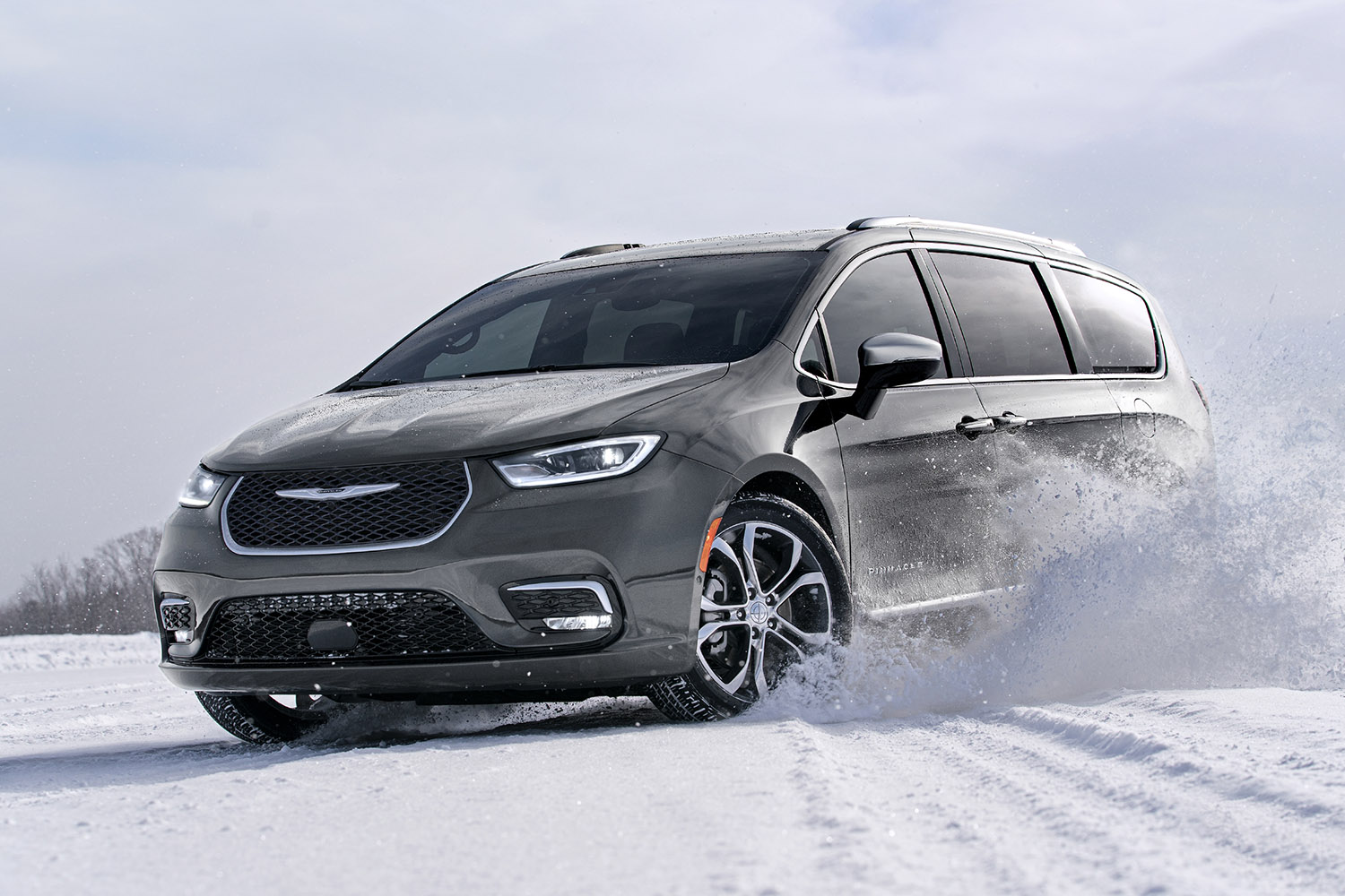 2022 Chrysler Pacifica in Snow