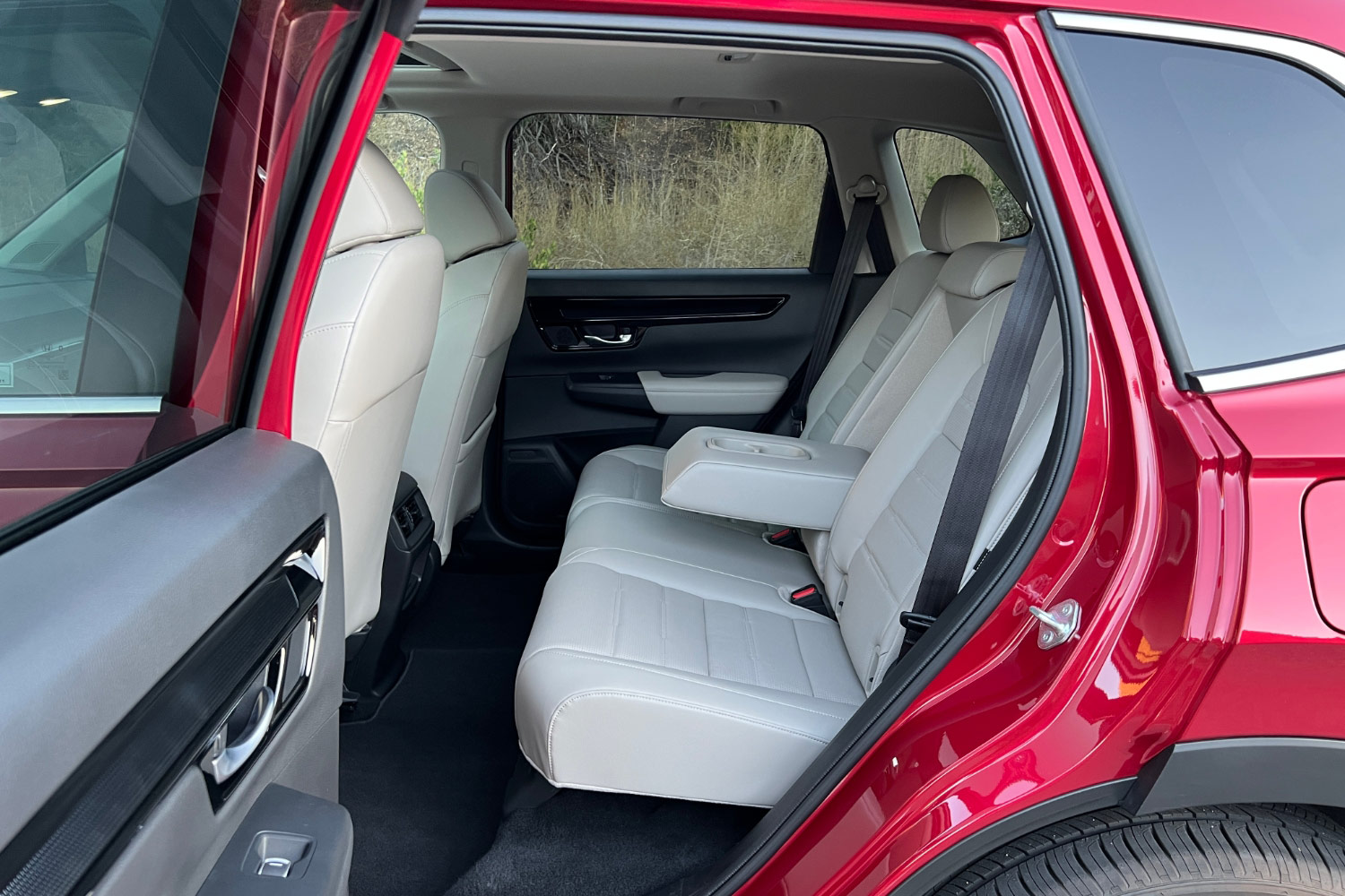 2023 Honda CR-V interior back seats
