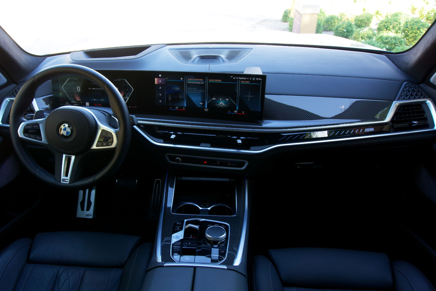 2023 BMW X7 interior dashboard