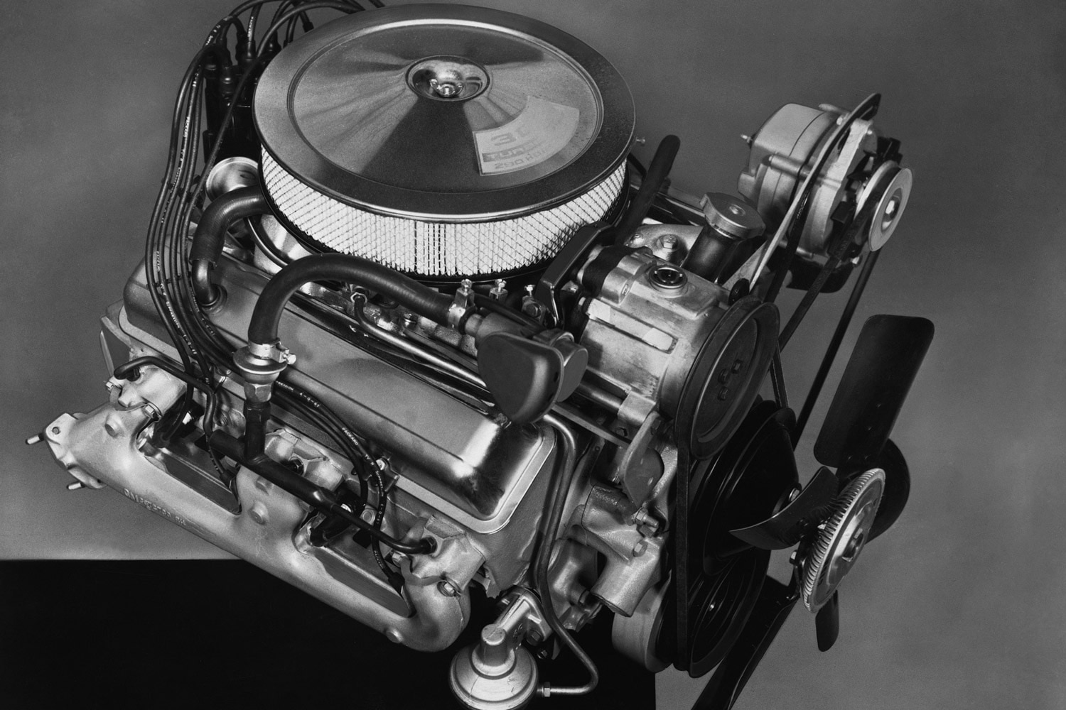 Chevrolet Camaro Z28 engine