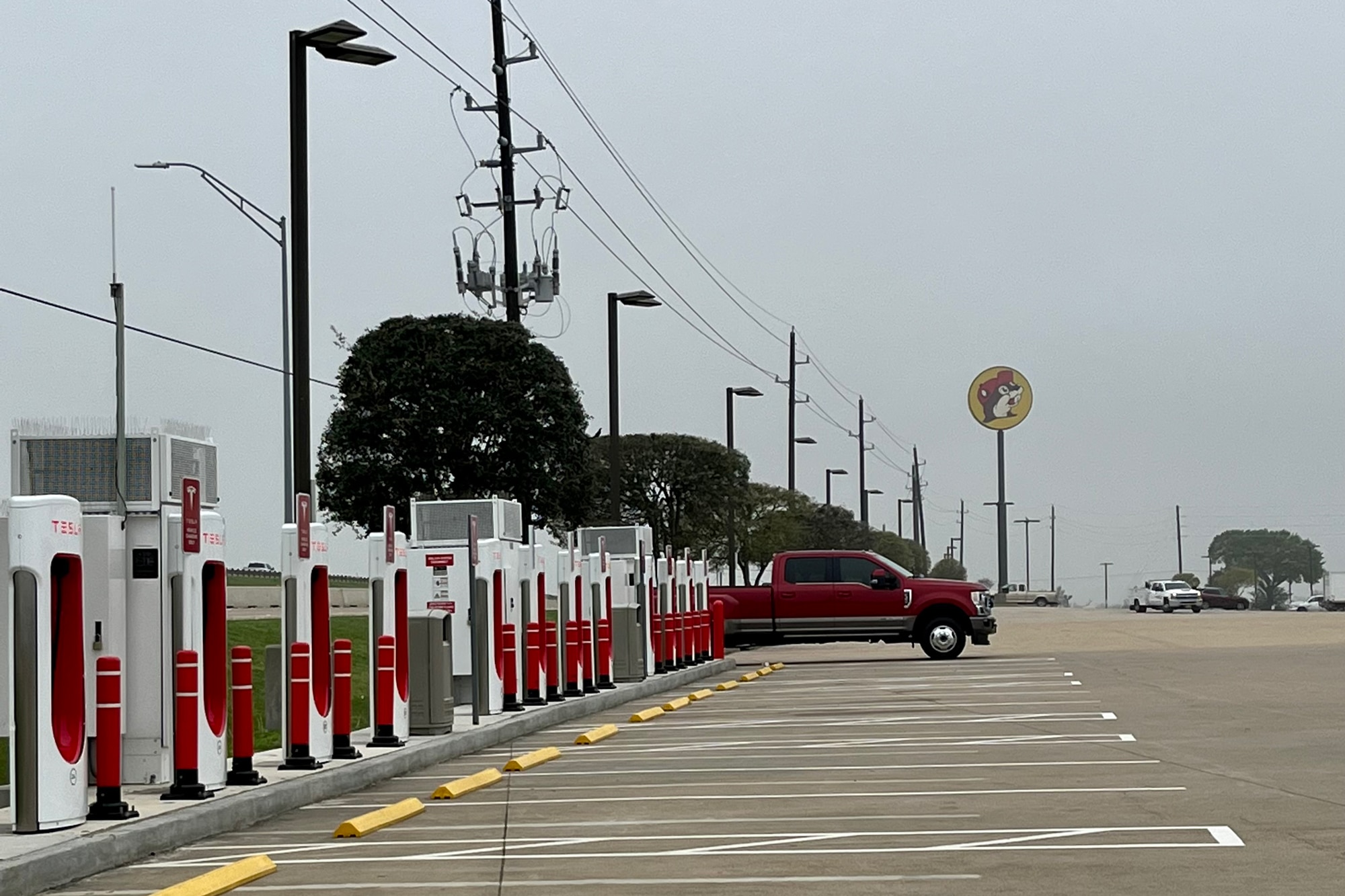 Tesla Superchargers at a Buc-ee's gas station