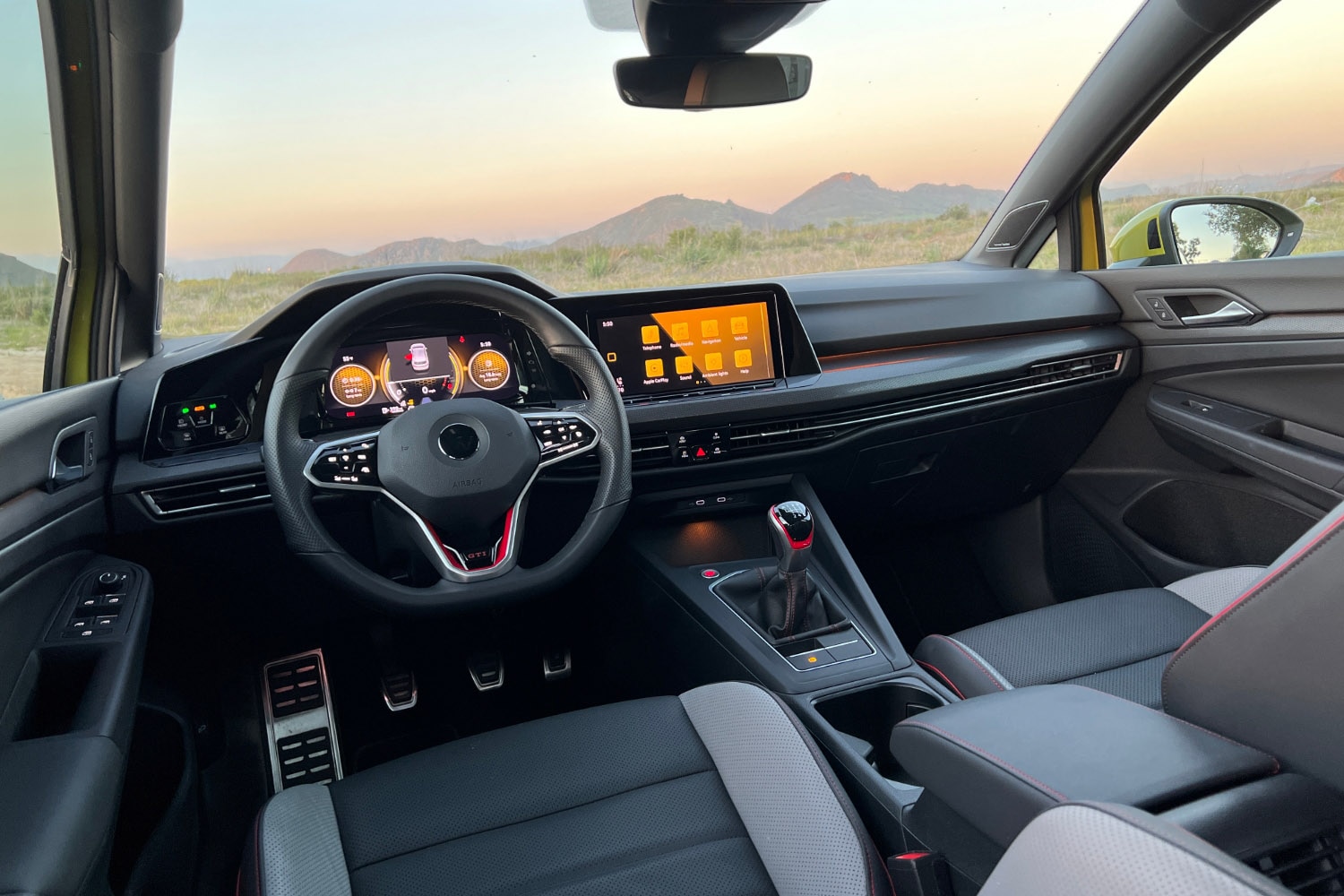 2022 Volkswagen Golf GTI Autobahn Interior Dashboard