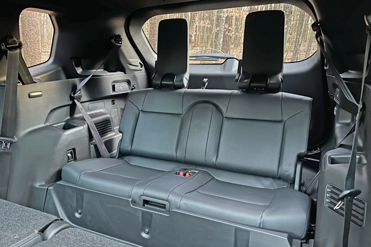 2023 Mitsubishi Outlander PHEV Interior Third Row Seat