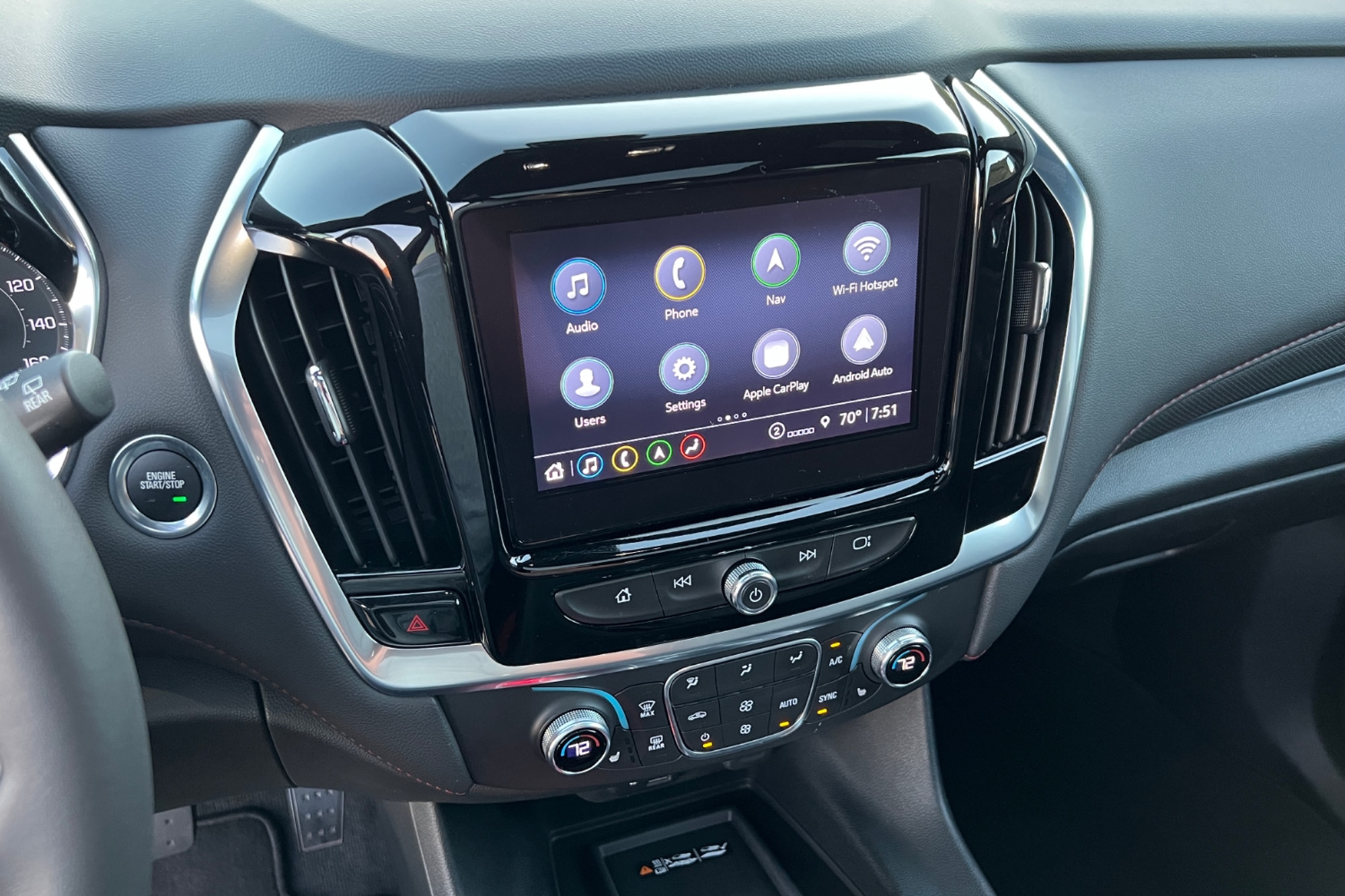 Silver 2022 Chevrolet Traverse RS infotainment system