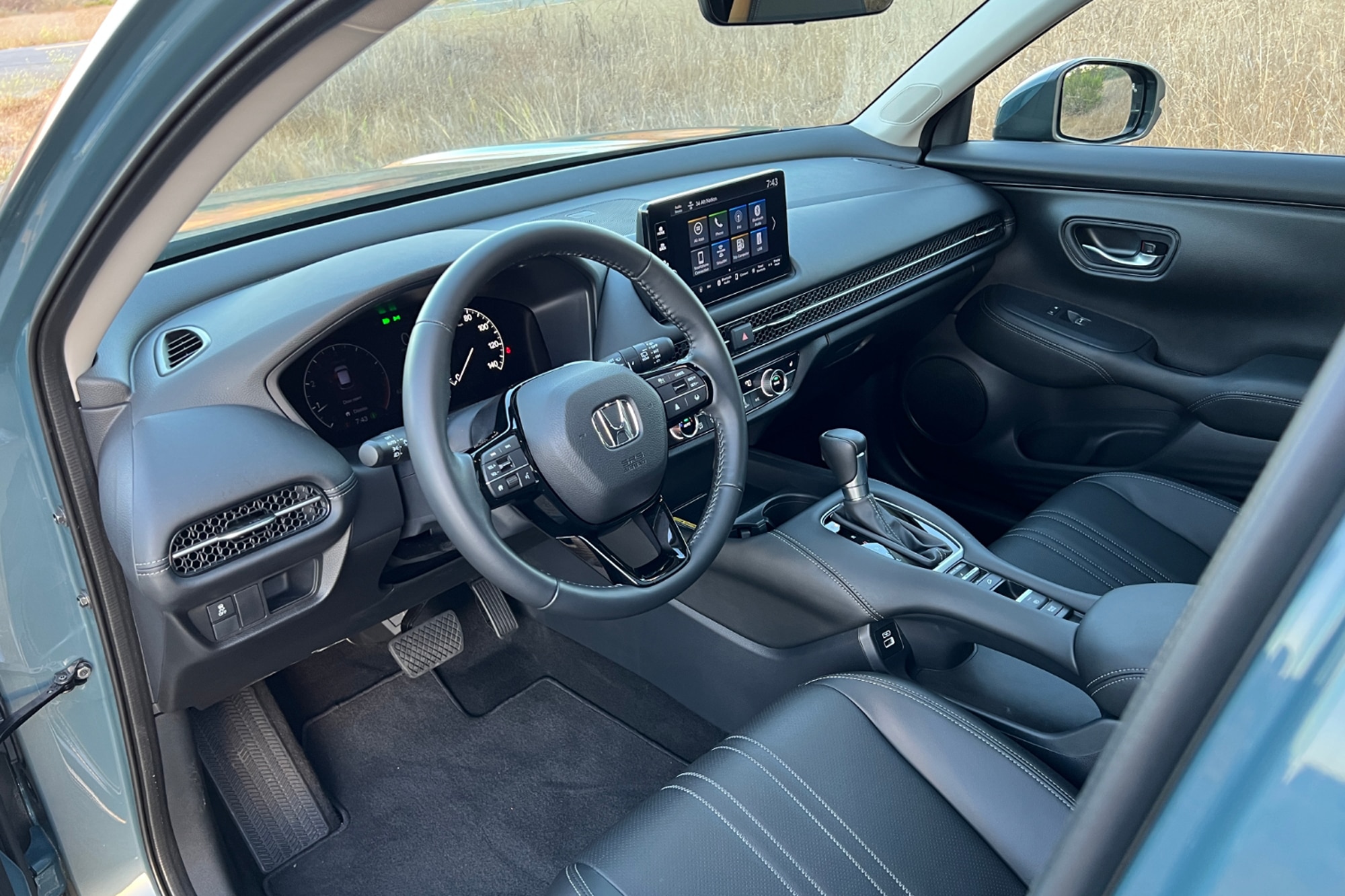 2023 Honda HR-V EX-L interior and dashboard