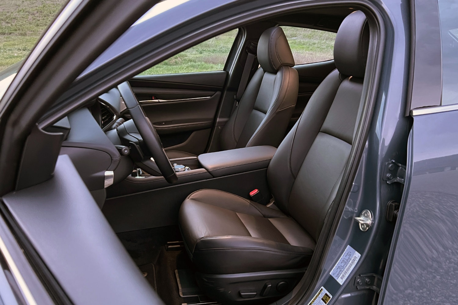  2022 Mazda 3 2.5 Turbo Front Seats