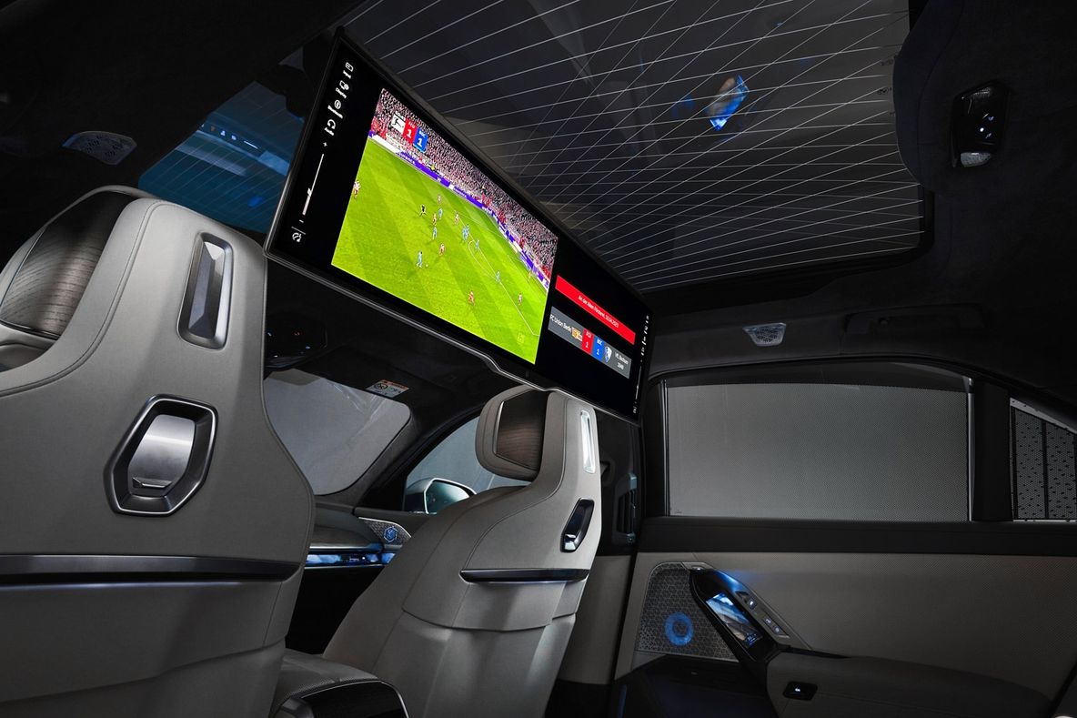 5 of the Largest Rear-Seat Screens for 2023 | Capital One Auto Navigator