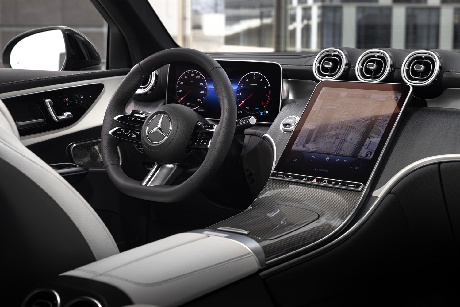 Steering wheel and dash of a 2023 Mercedes-Benz GLC