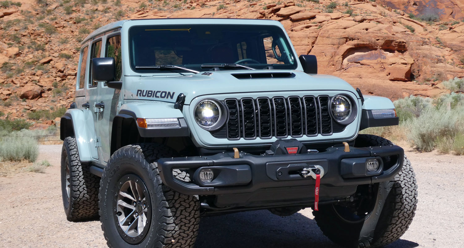 Jeep Wrangler Rubicon w/ remote. Tested and high quality Works.