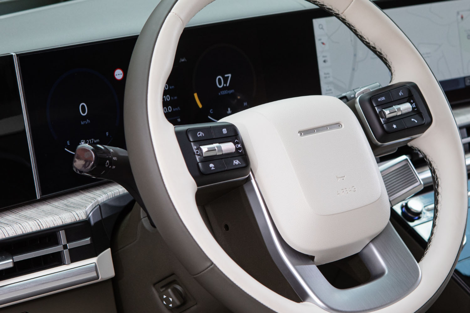 Steering wheel with navigation screen in a 2024 Hyundai Santa Fe