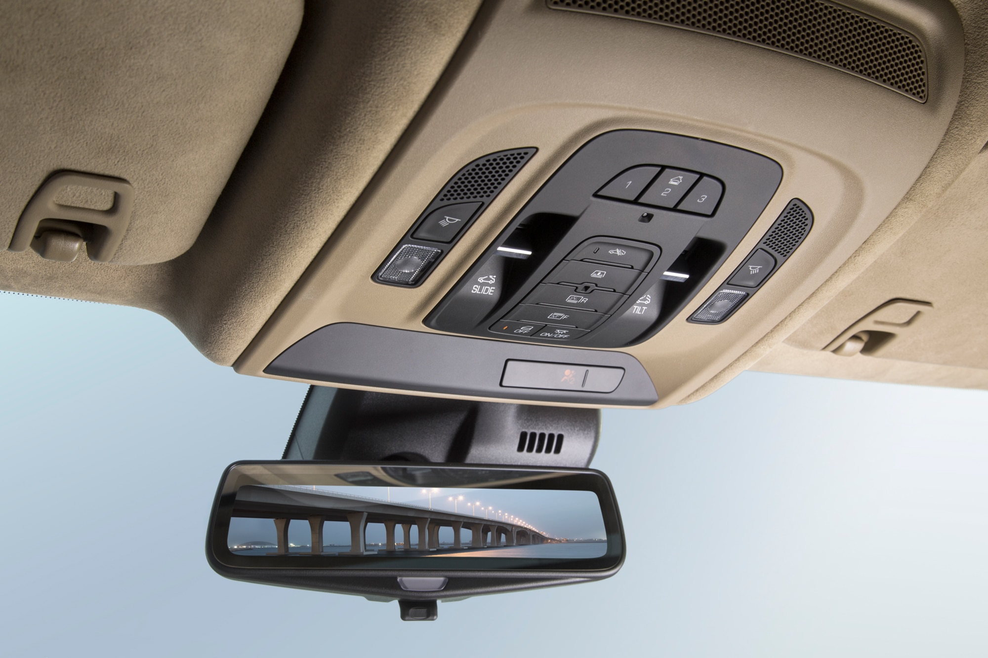 2017 Cadillac CT6 rear camera mirror with brIdge view on cream interior