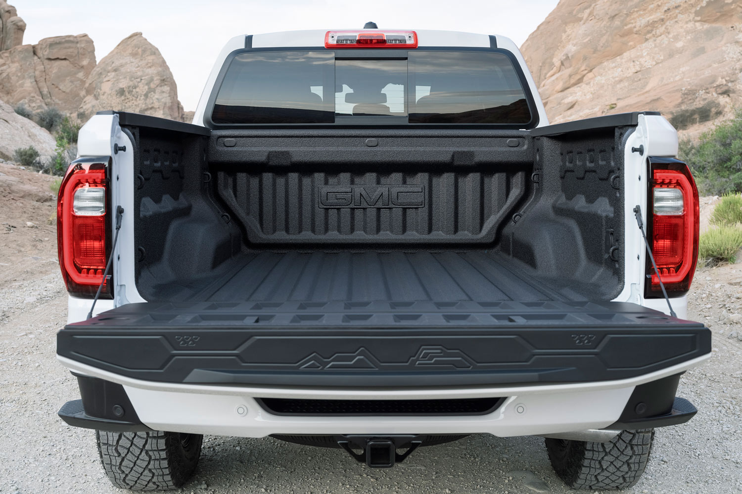 Spray-in bedliner in a 2023 GMC Canyon