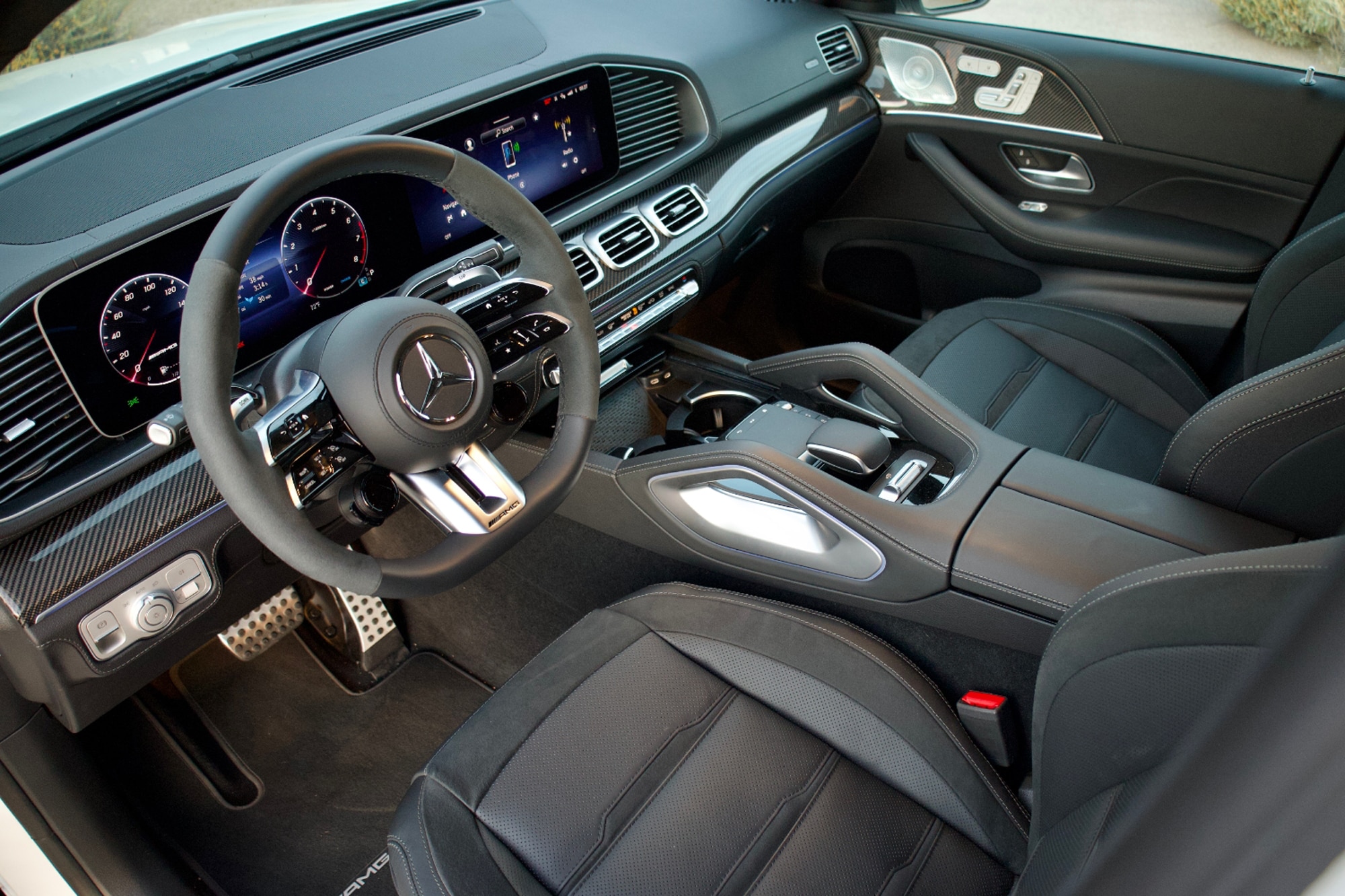 2024 Mercedes-AMG GLE 53 interior dashboard and front seats