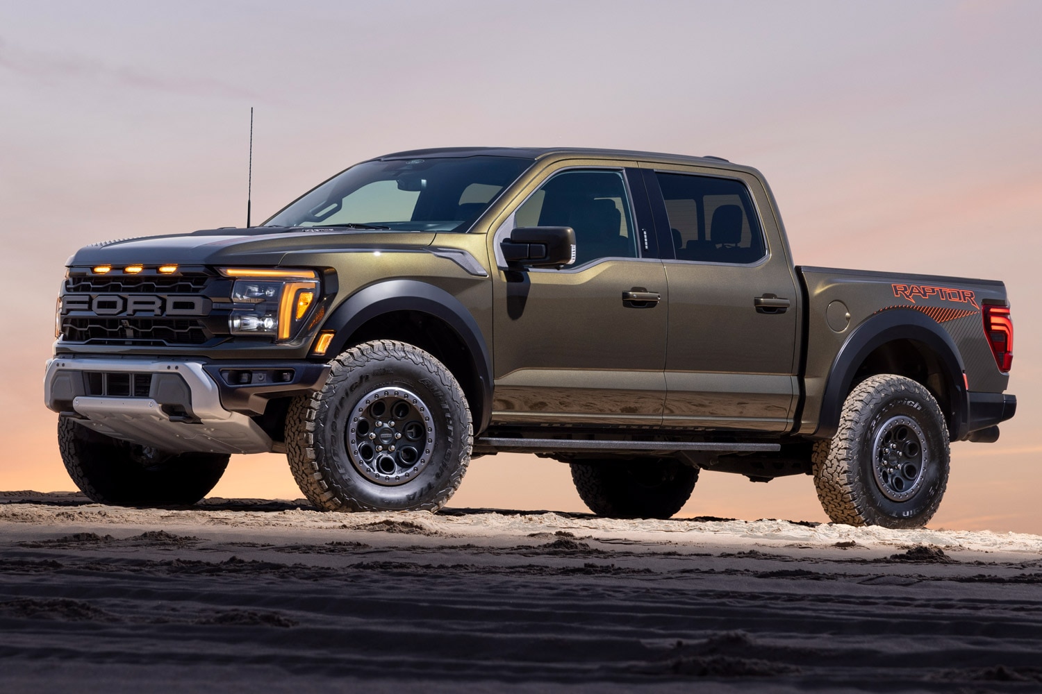2024 Ford F150 First Look TopSelling Truck Gains More Power