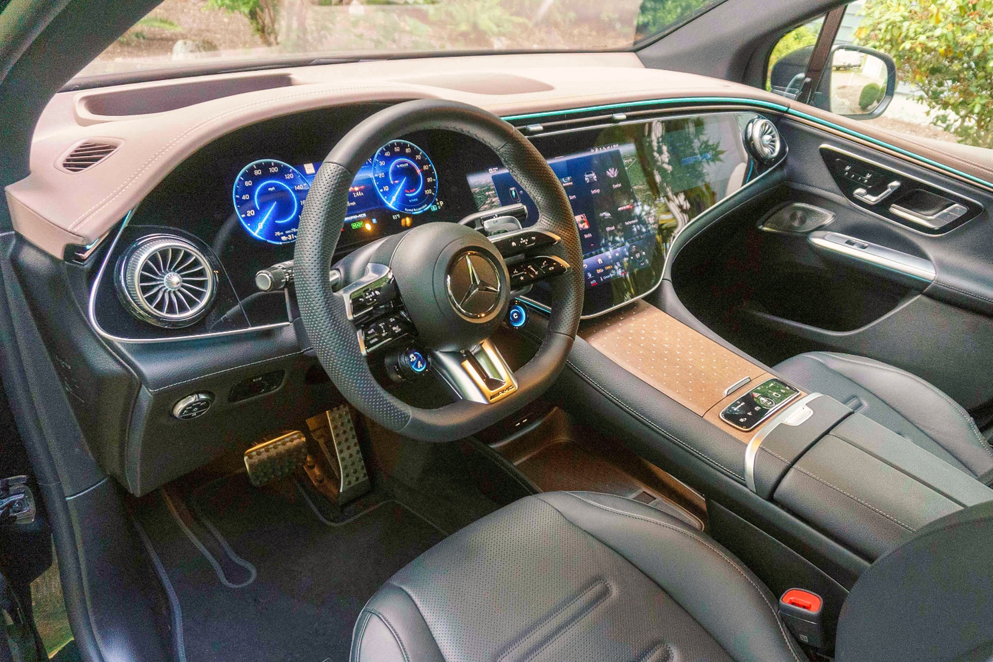2024 Mercedes-AMG EQE SUV interior dashboard