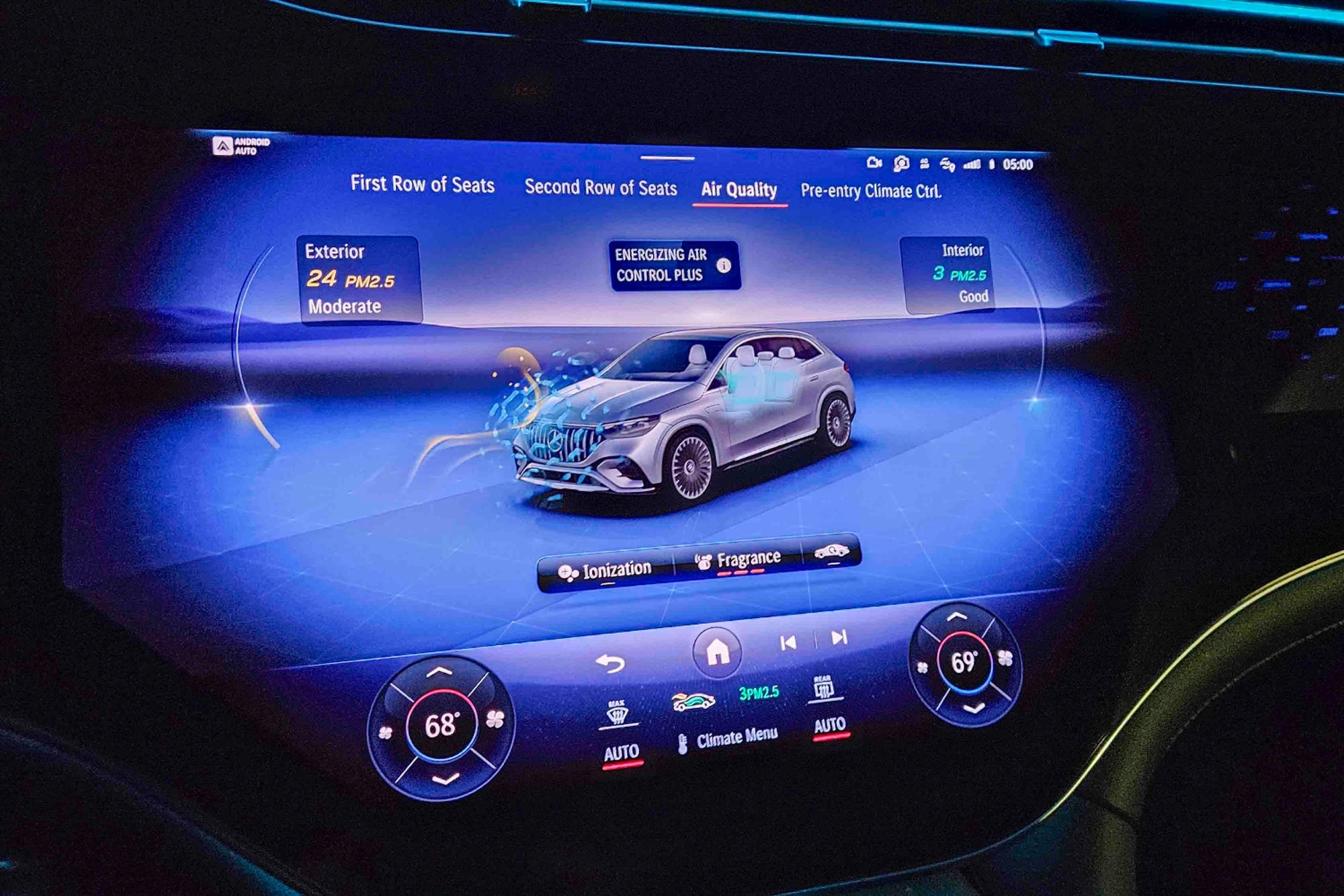 2024 Mercedes-AMG EQE SUV energizing air controls