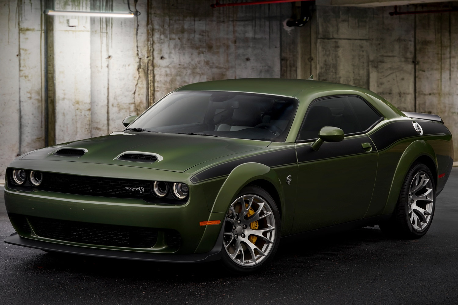 The Most Powerful Muscle Car in The World: 1,025 Horsepower Dodge
