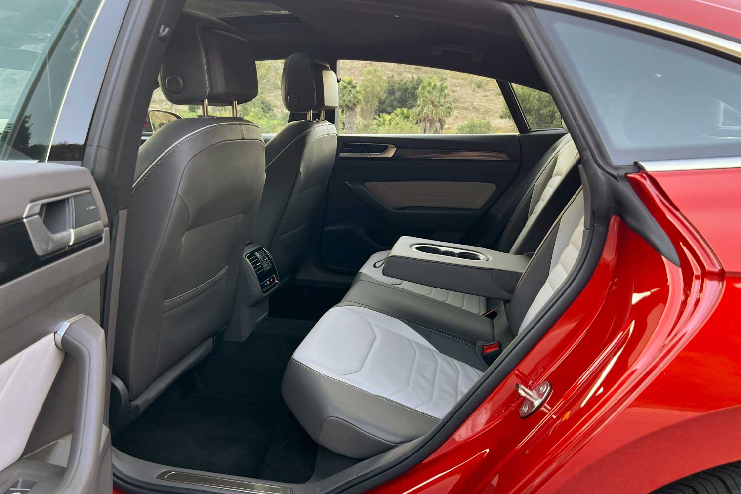 2023 Volkswagen Arteon SEL Premium interior back seat