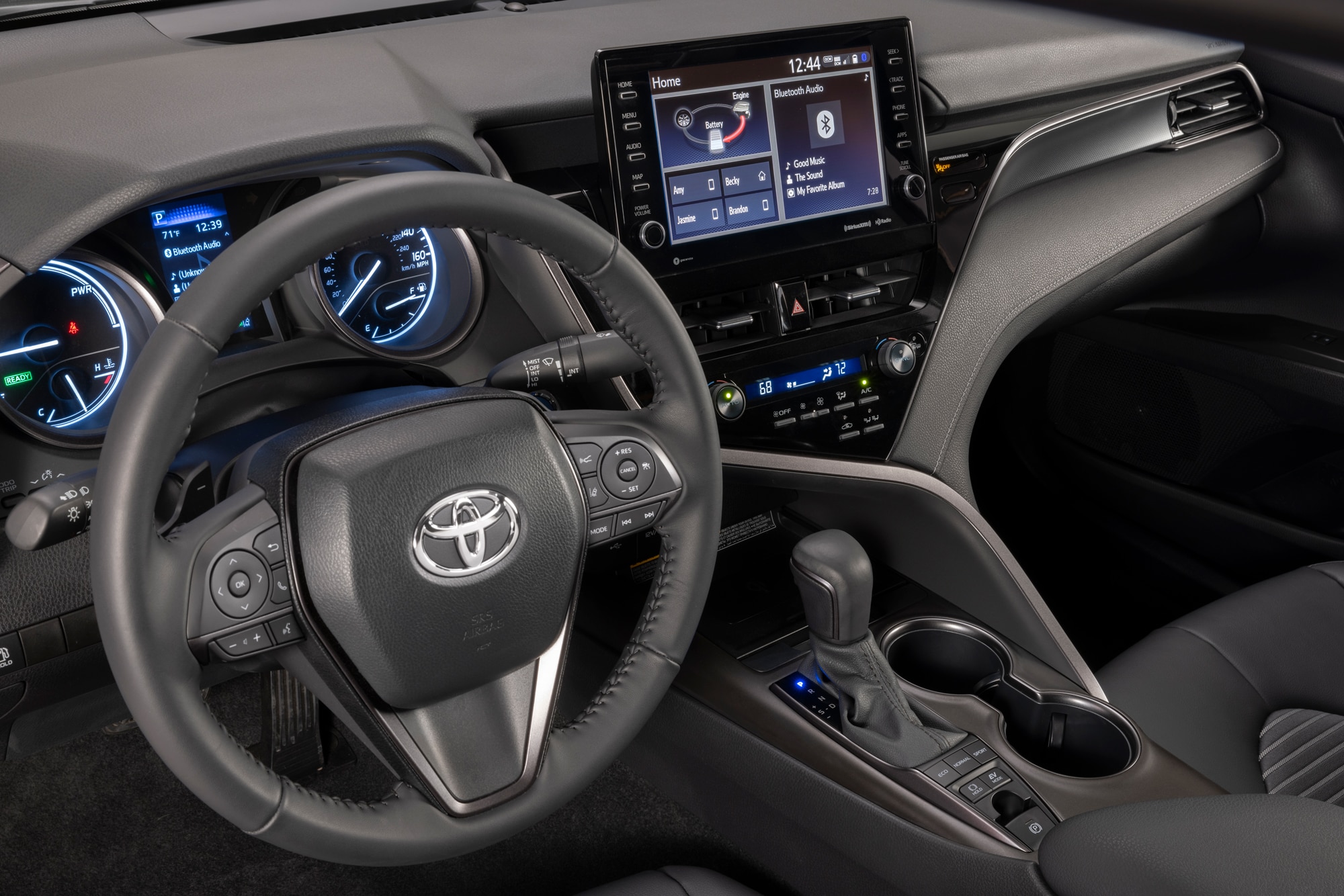 2023 Toyota Camry front cabin