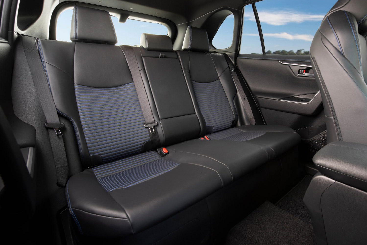 Rear seats trimmed with black SofTex in Toyota RAV4 Hybrid