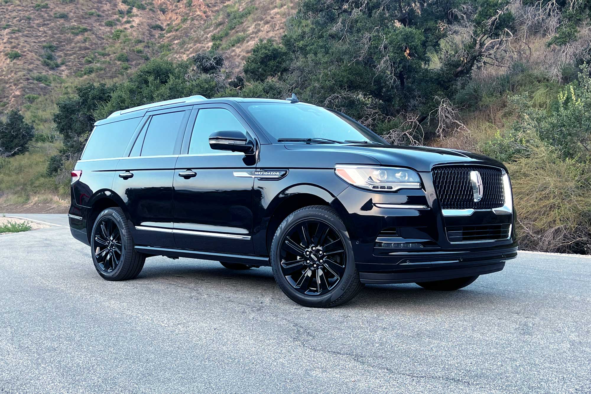 2023 Lincoln Navigator Review and Test Drive | Capital One Auto Navigator