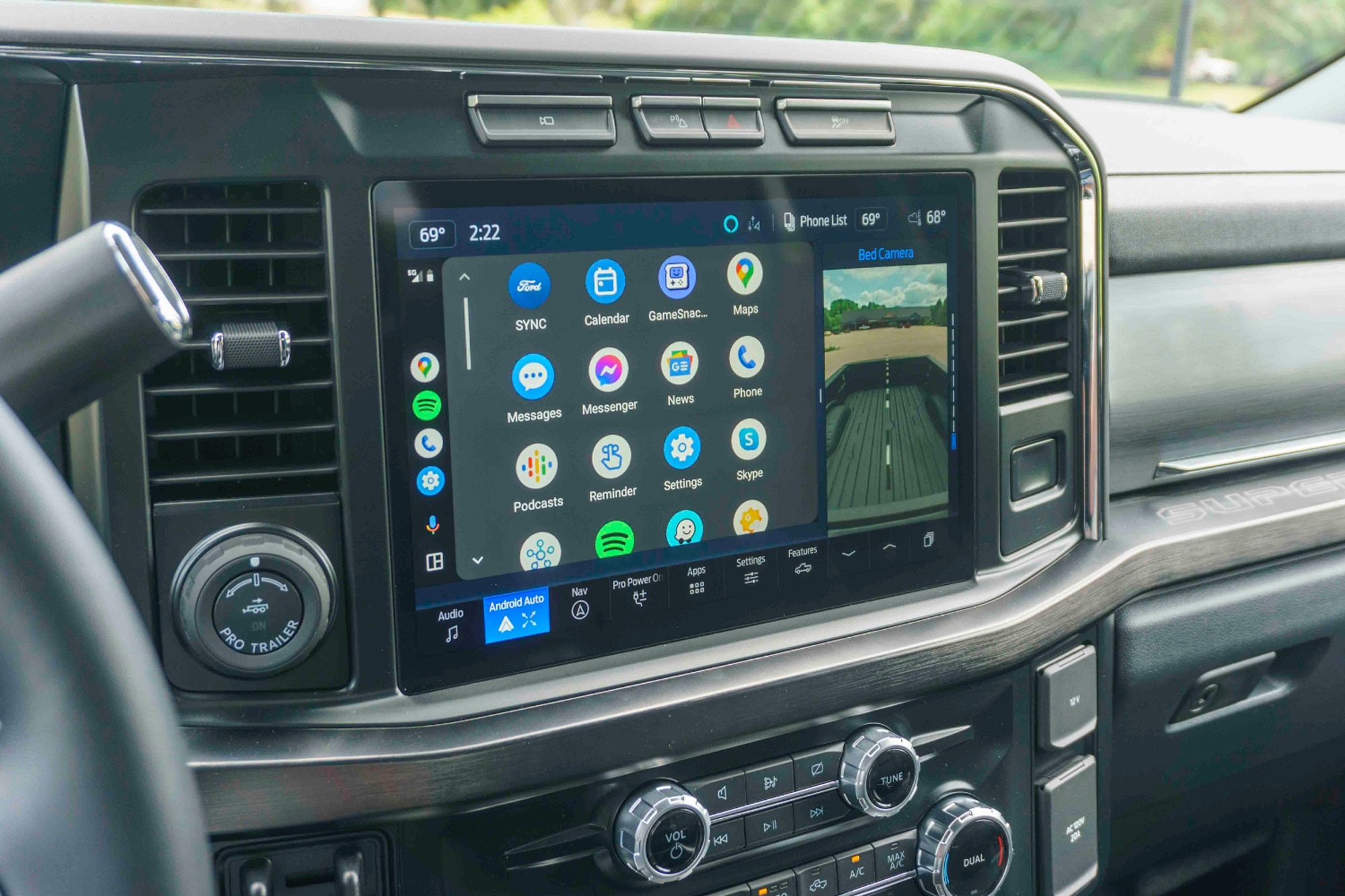 2023 Ford F-250 Super Duty Tremor infotainment system