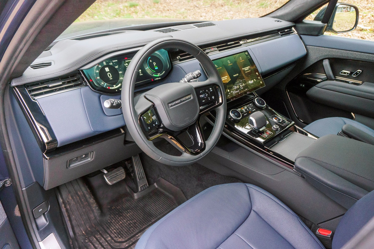 2023 Land Rover Range Rover Sport PHEV Autobiography interior and dashboard.
