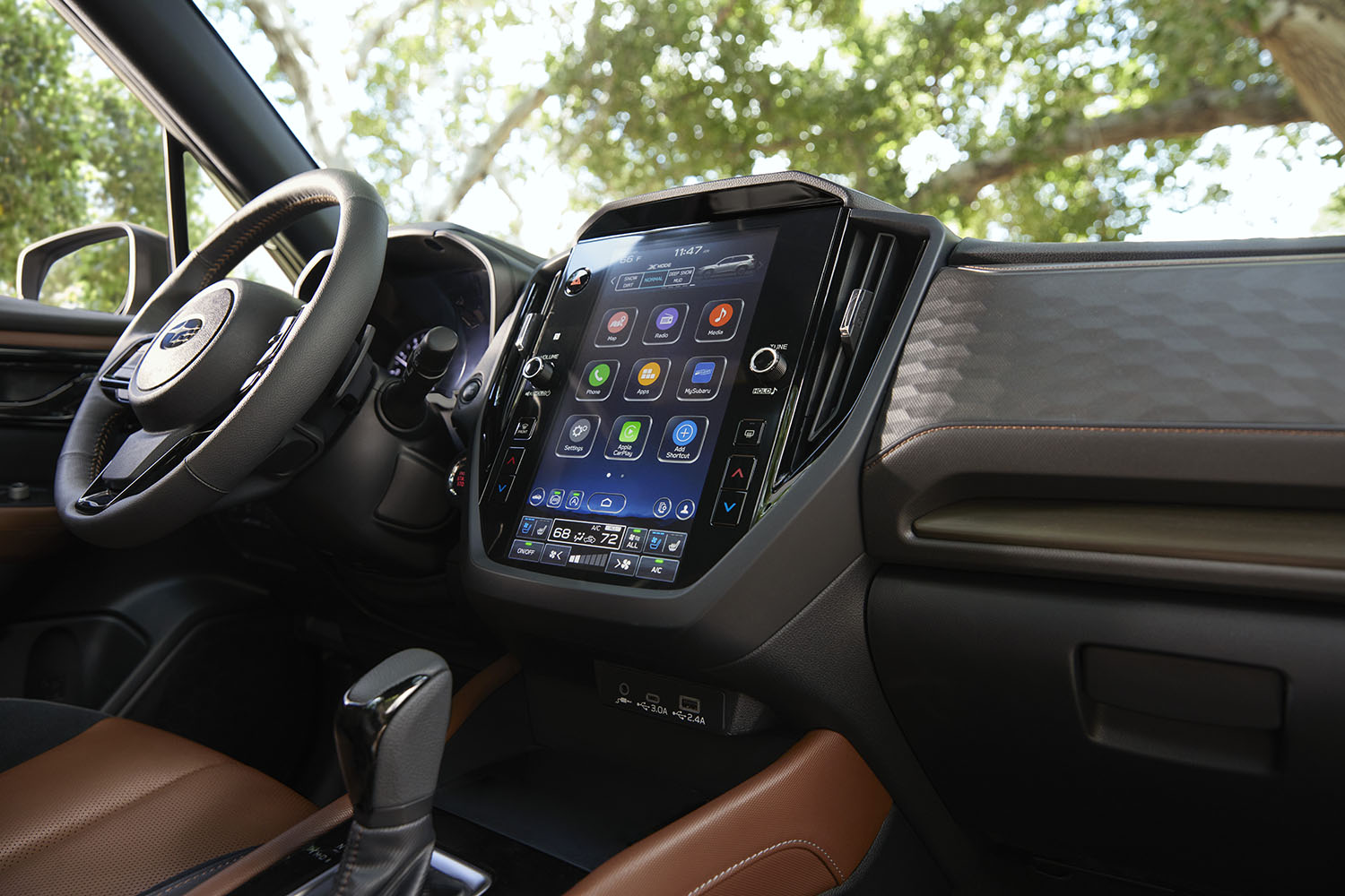 Steering wheel and infotainment screen in 2025 Subaru Forester