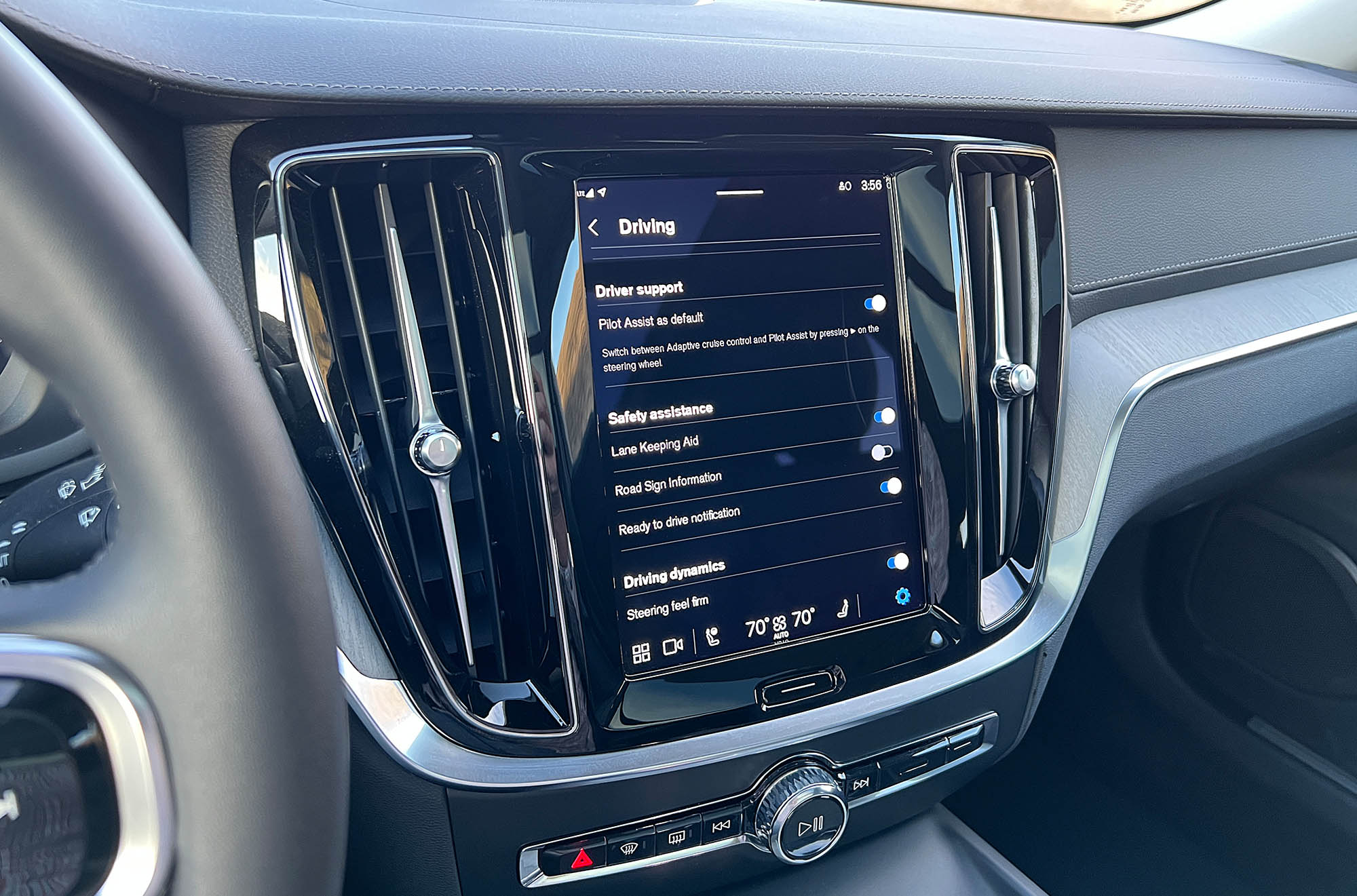 2024 Volvo V60 Cross Country safety features on infotainment screen