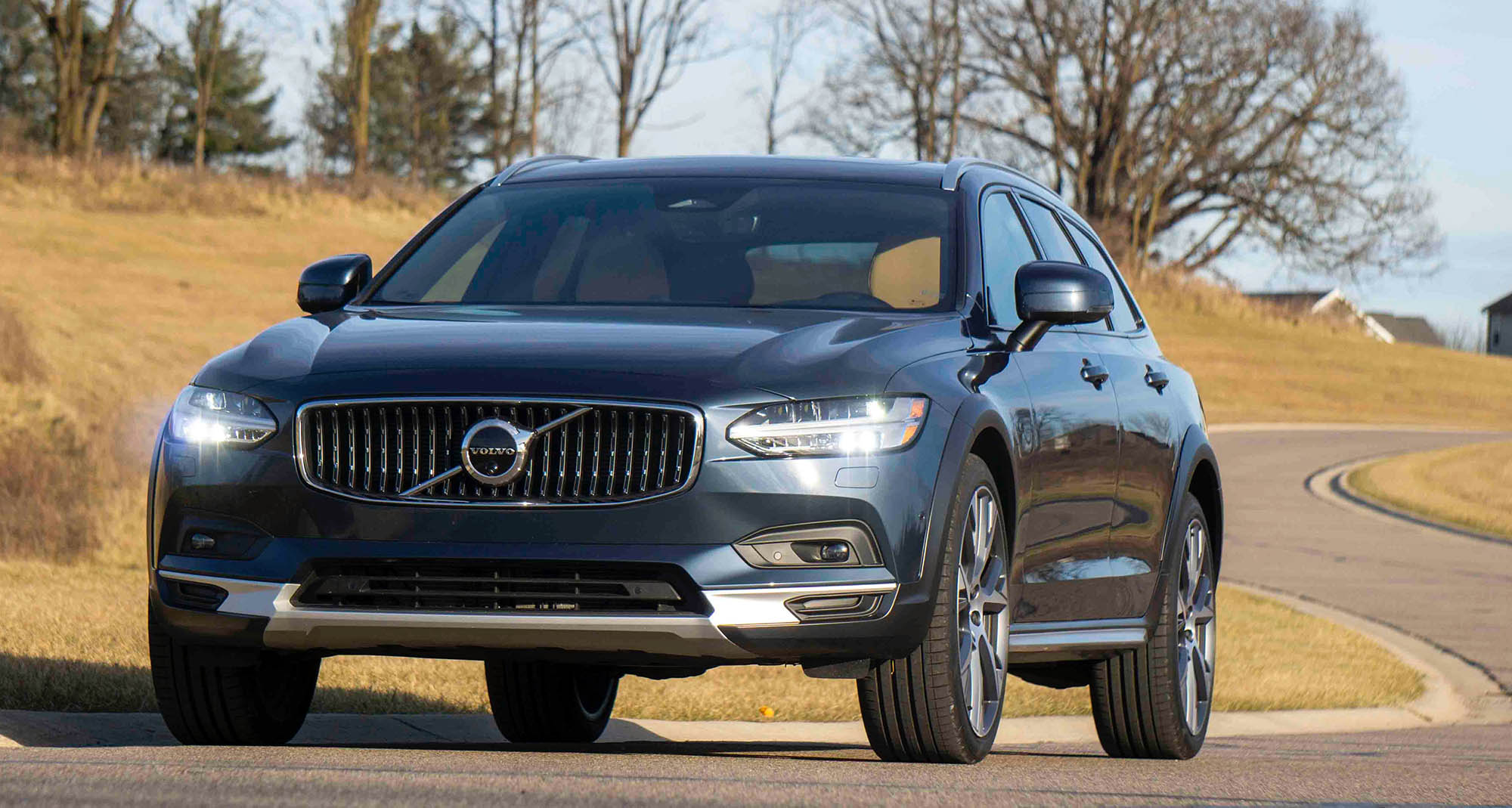 2024 Volvo V90 Cross Country Review and Test Drive