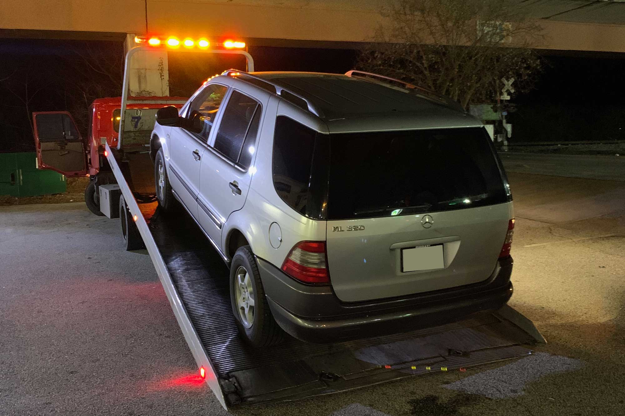 1999 Mercedes ML320 towed