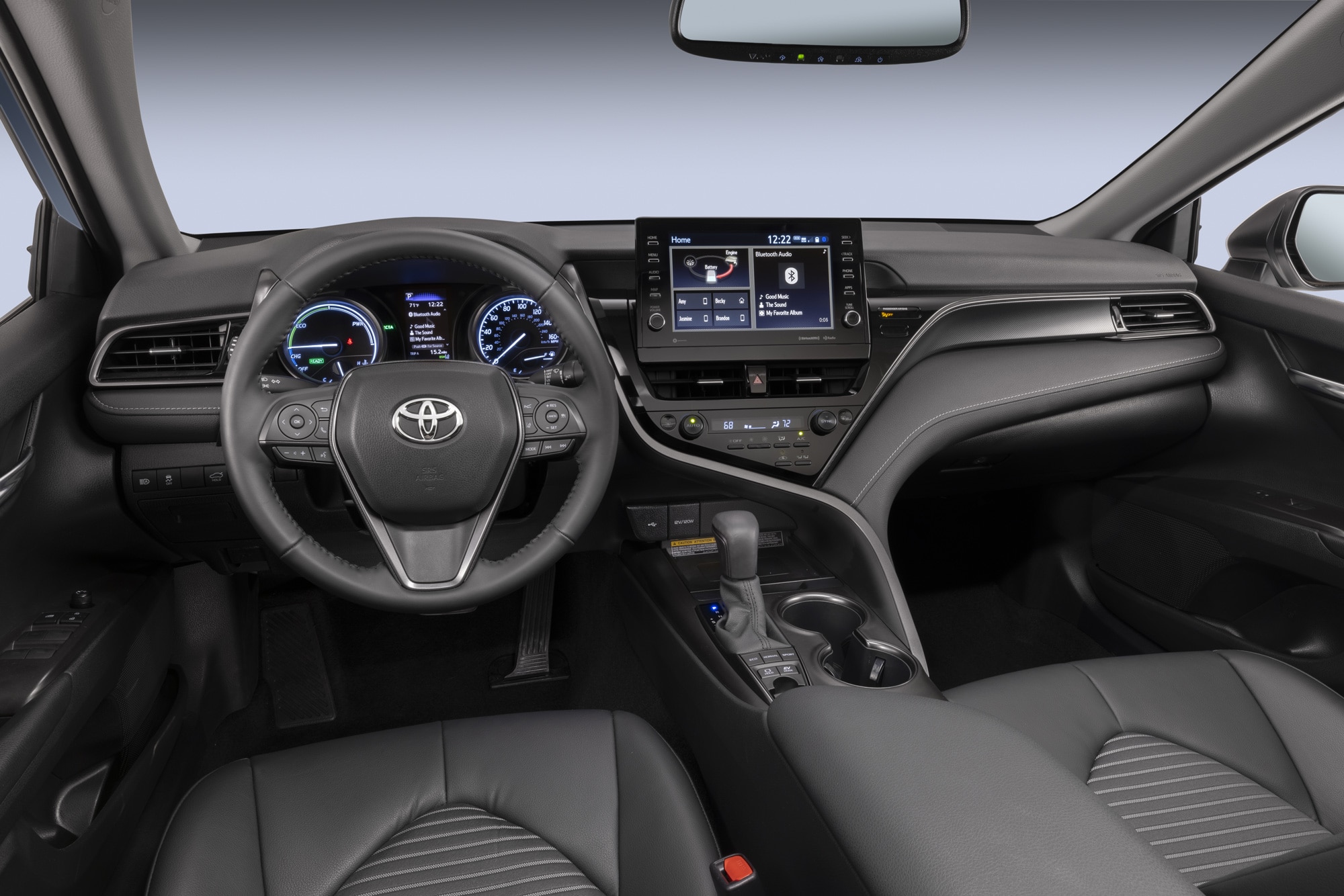 2023 Toyota Camry interior and dashboard