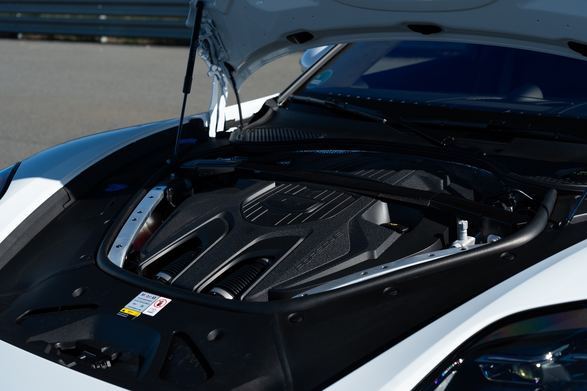 2024 Porsche Panamera 4 twin-turbocharged V6 engine
