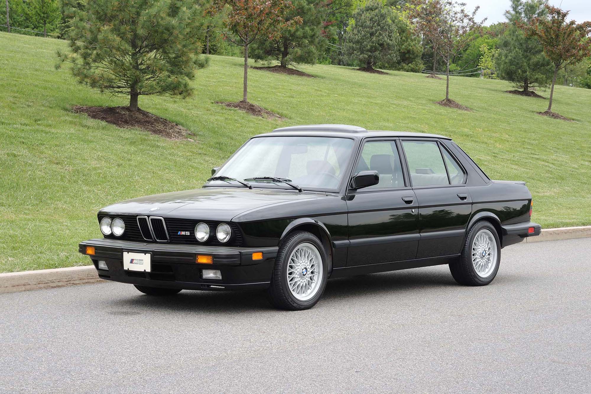 A black 1988 BMW M5