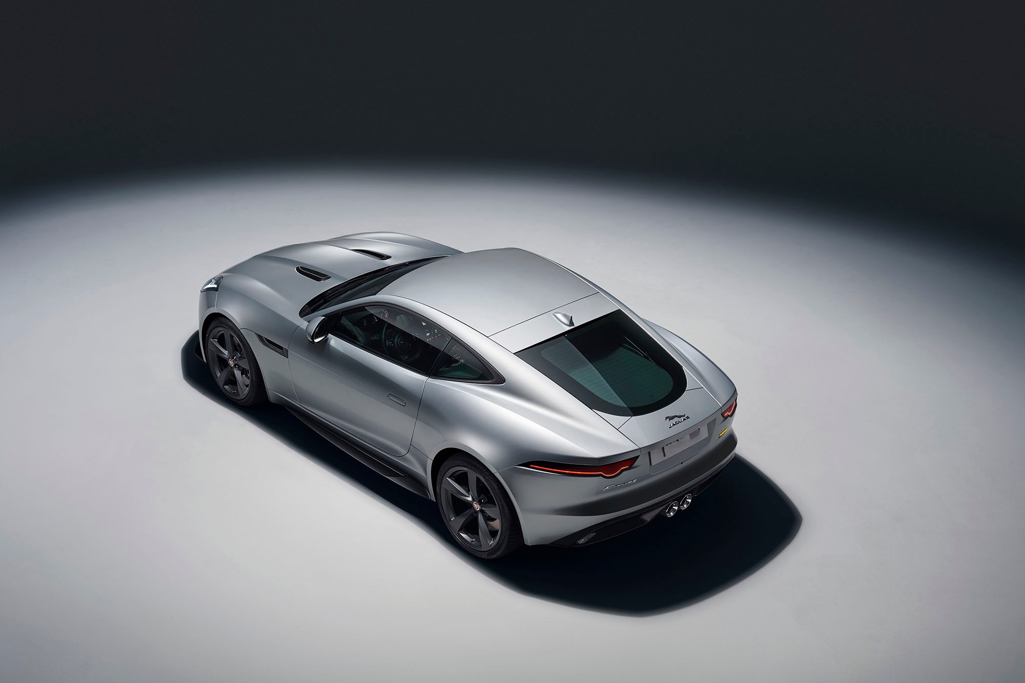 Jaguar F-Type in silver matte paint
