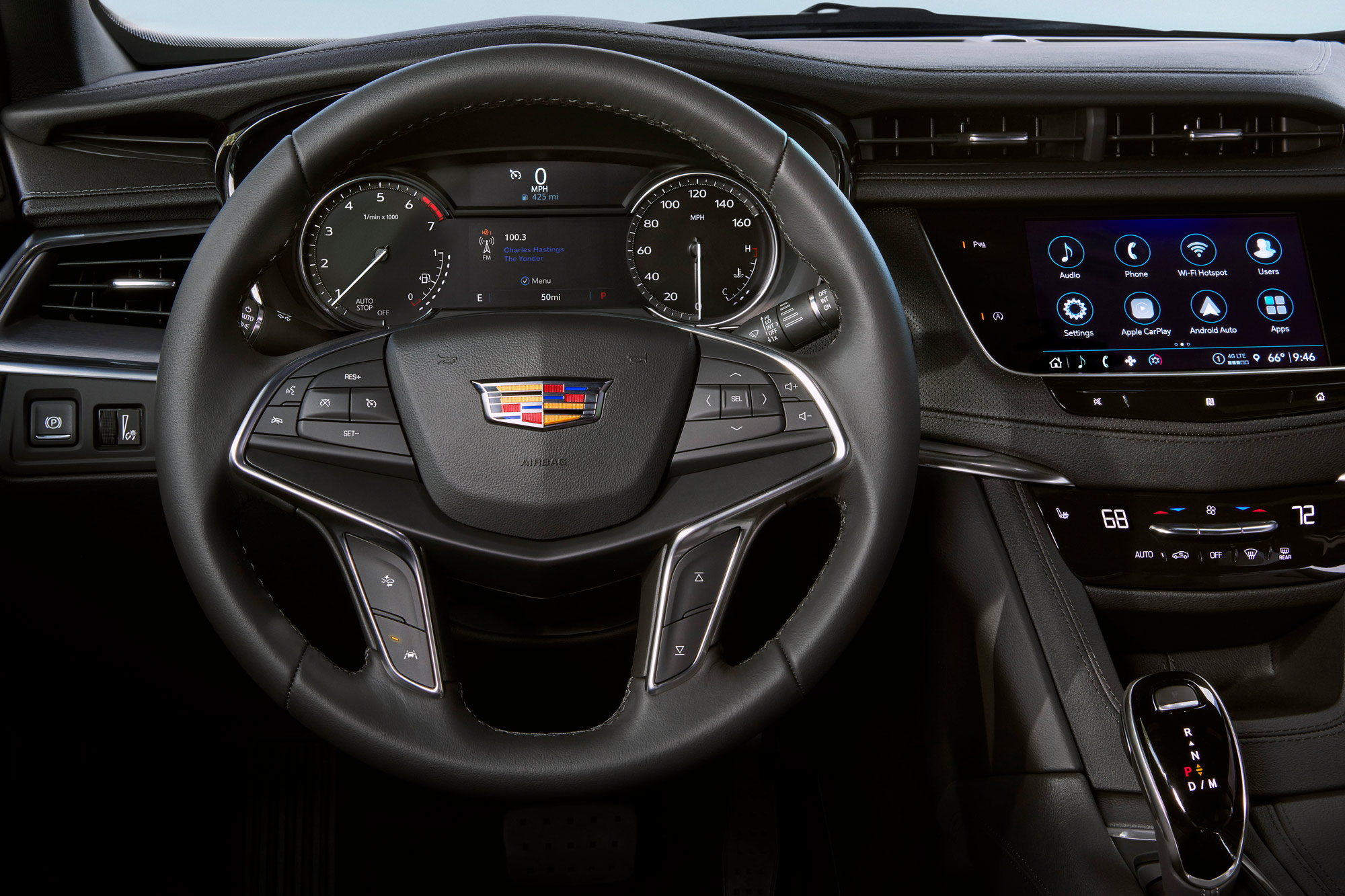 Dashboard and steering wheel in a 2023 Cadillac XT5